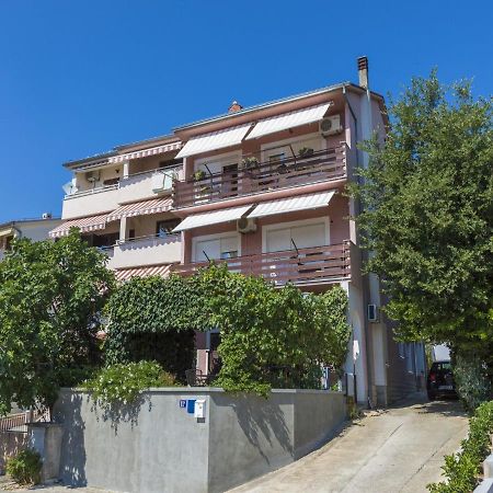 Apartment Heriban Цриквеница Экстерьер фото